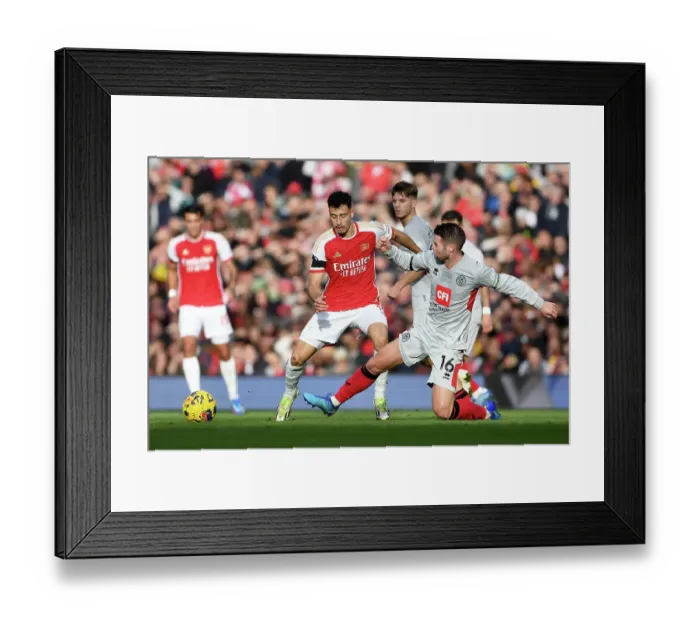 Framed Print : Arsenal vs Sheffield United: Gabriel Martinelli vs Oliver Norwood Battle at Emirates Stadium (2023-24) Framed Print : Arsenal vs Sheffield United: Gabriel Martinelli vs Oliver Norwood Battle at Emirates Stadium (2023-24)
