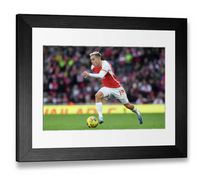 Framed Print : Arsenal's Trossard Scores the Winner: 1-0 Victory Over Sheffield United (Premier League 2023-24) Framed Print : Arsenal's Trossard Scores the Winner: 1-0 Victory Over Sheffield United (Premier League 2023-24)