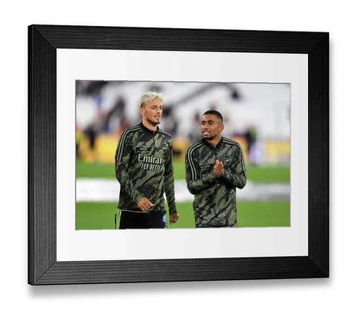 Framed Print : Arsenal's Reiss Nelson Prepares for Carabao Cup Showdown against West Ham United Framed Print : Arsenal's Reiss Nelson Prepares for Carabao Cup Showdown against West Ham United