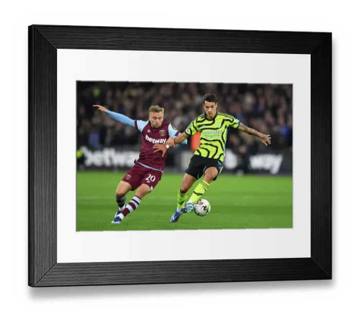 Framed Print : Jakub Kiwior vs Jarrod Bowen: A Battle in the Carabao Cup Fourth Round - West Ham United vs Arsenal, 2023-24 Framed Print : Jakub Kiwior vs Jarrod Bowen: A Battle in the Carabao Cup Fourth Round - West Ham United vs Arsenal, 2023-24