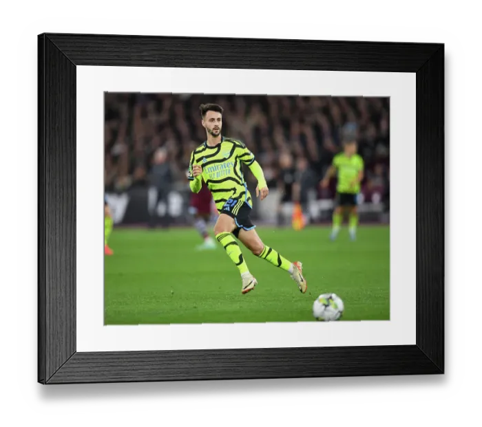 Framed Print : Fabio Vieira Shines: Arsenal's Dominant Performance Against West Ham United in Carabao Cup 2023-24