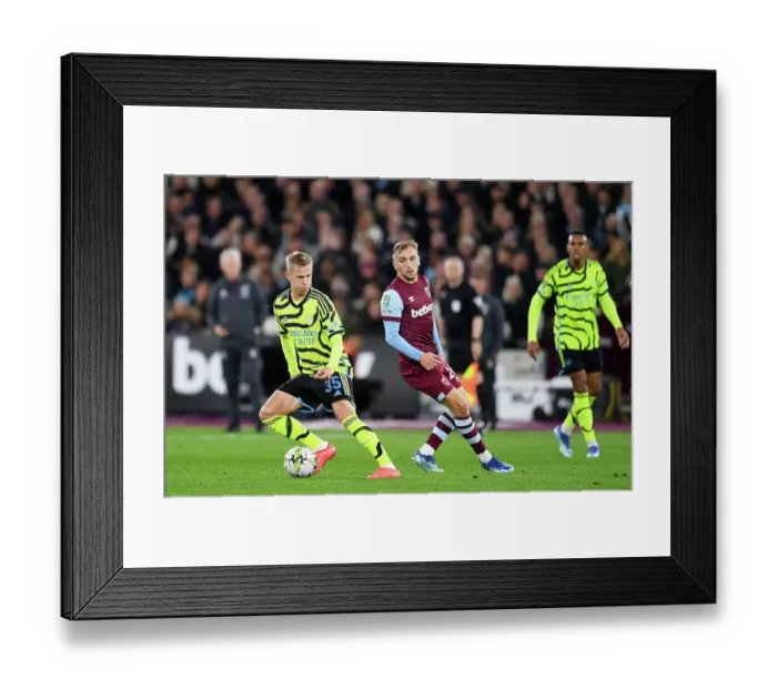 Framed Print : Clash of the Capitals: West Ham vs. Arsenal in Carabao Cup Showdown Framed Print : Clash of the Capitals: West Ham vs. Arsenal in Carabao Cup Showdown