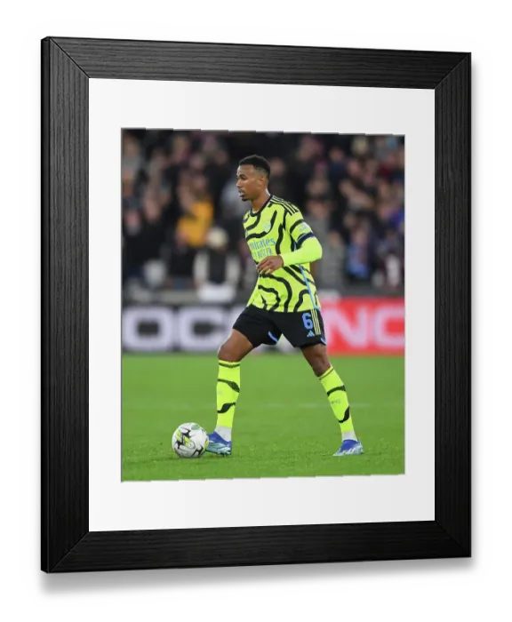 Framed Print : Unwavering Magalhaes: Arsenal's Focused Defender in Carabao Cup Clash vs. West Ham United (2023-24) Framed Print : Unwavering Magalhaes: Arsenal's Focused Defender in Carabao Cup Clash vs. West Ham United (2023-24)