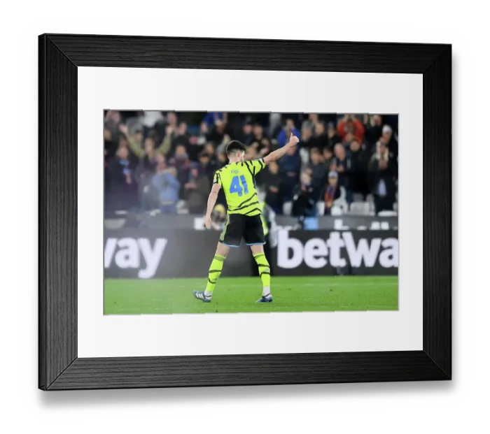 Framed Print : Declan Rice in Defeat: Arsenal Fall to West Ham in Carabao Cup Framed Print : Declan Rice in Defeat: Arsenal Fall to West Ham in Carabao Cup