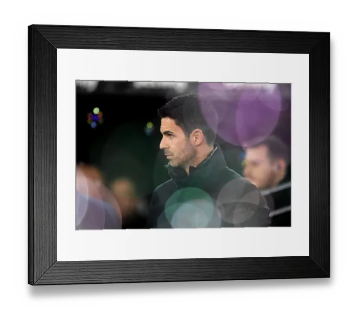 Framed Print : Mikel Arteta Leads Arsenal Against West Ham United in Carabao Cup