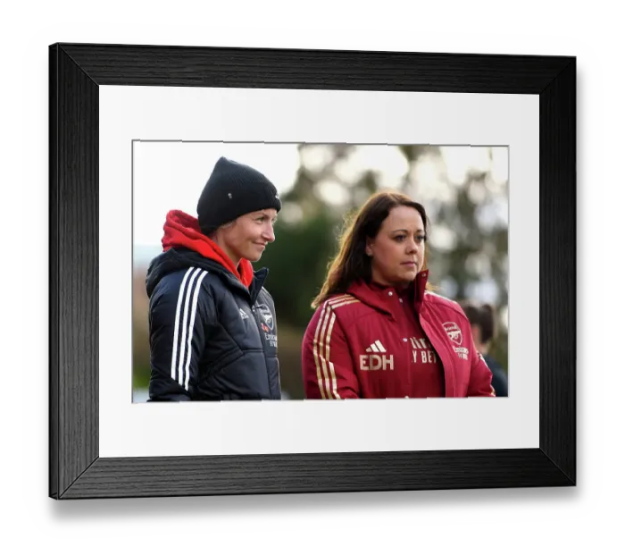 Framed Print : Arsenal Women vs Manchester City: Barclays Super League Showdown at Meadow Park (2023-24) - A Clash of Titans