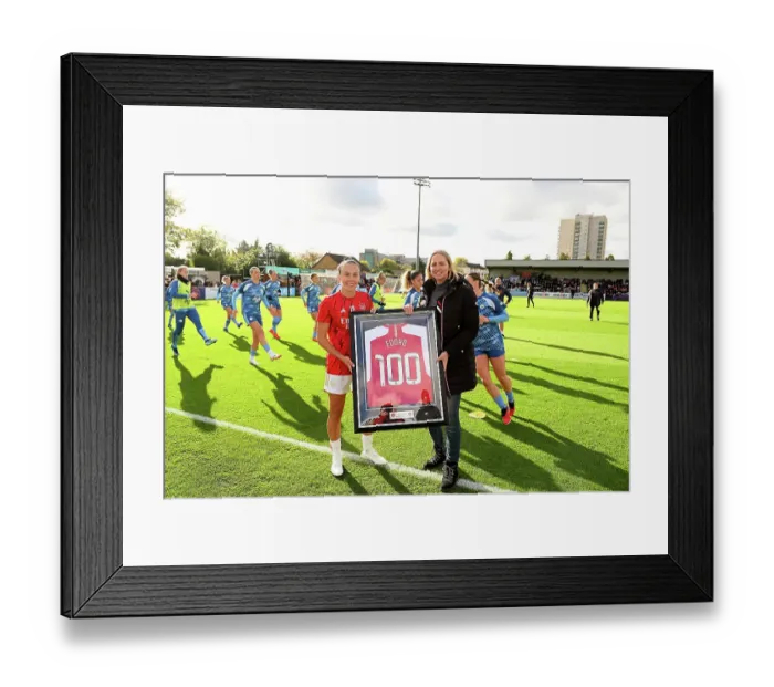 Framed Print : Caitlin Foord Celebrates 100th Appearance for Arsenal with Victory over Manchester City Framed Print : Caitlin Foord Celebrates 100th Appearance for Arsenal with Victory over Manchester City
