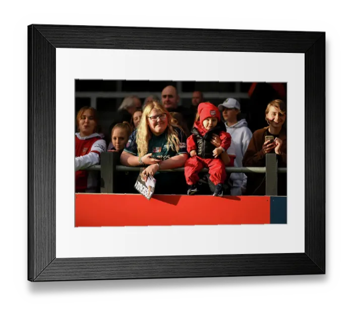 Framed Print : Arsenal FC vs Manchester City: A Passionate Showdown in the Barclays Women's Super League at Meadow Park (2023-24)