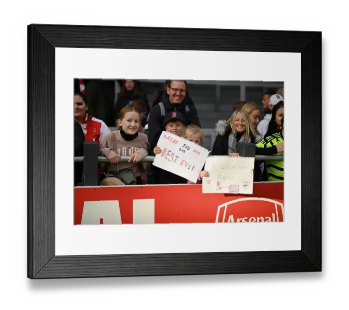 Framed Print : Arsenal FC vs Manchester City: Fans Rally Behind Beth Mead and Alessia Russo at Barclays Women's Super League Match