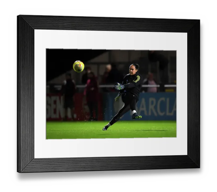 Framed Print : Arsenal Women Prepare for Conti Cup Clash Against Bristol City Framed Print : Arsenal Women Prepare for Conti Cup Clash Against Bristol City
