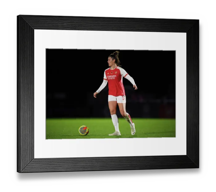 Framed Print : Determined Run of Jennifer Beattie: Arsenal Women vs. Bristol City Women in Conti Cup Clash