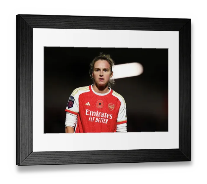 Framed Print : Focused Vivianne Miedema: Arsenal Women's Star in Conti Cup Showdown Against Bristol City
