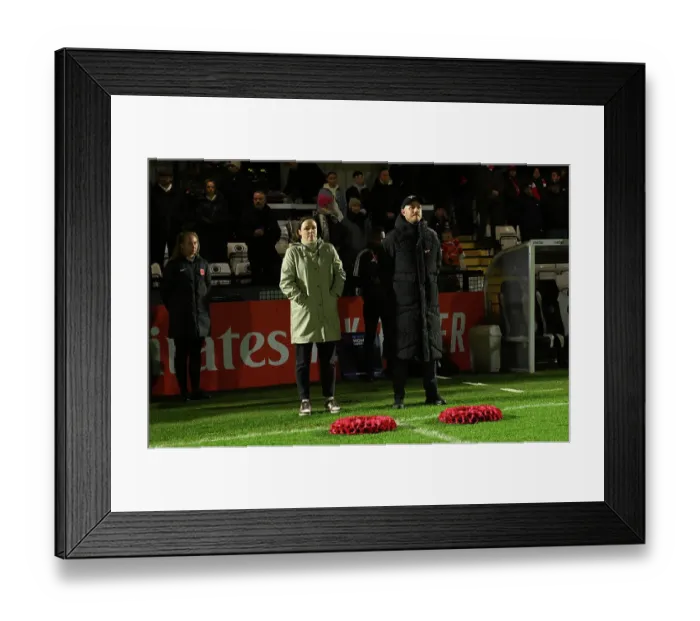 Framed Print : Arsenal and Bristol City Managers Honor Armistice Day with Poppy Wreaths Ahead of FA Women's Continental Tyres League Cup Match