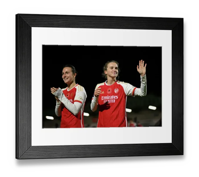 Framed Print : Arsenal Women Celebrate Conti Cup Victory