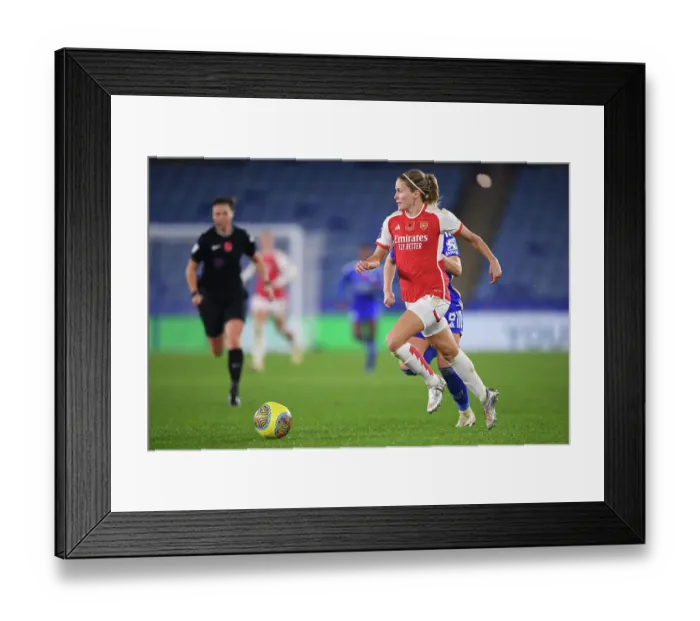 Framed Print : Arsenal vs Leicester City: Barclays WSL Clash at The King Power Stadium