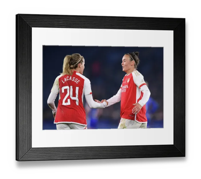 Framed Print : Arsenal Women's Super League Triumph: Caitlin Foord's Brace Seals Victory over Leicester City
