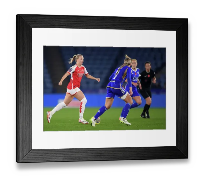 Framed Print : Arsenal's Beth Mead Thrills with Stunning Goal in Barclays Women's Super League Showdown against Leicester City (November 2023)