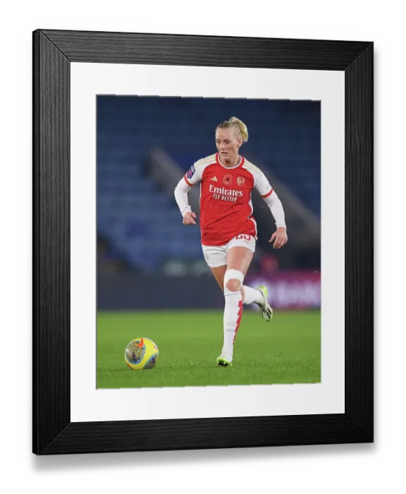 Framed Print : Stina Blackstenius Scores: Arsenal Women Triumph Over Leicester City in WSL Clash