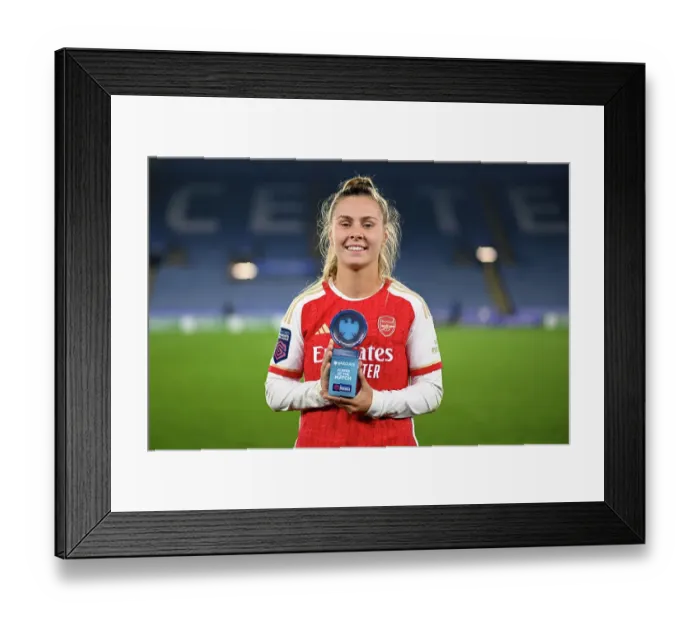 Framed Print : Arsenal's Victoria Pelova Honored as Barclays WSL Player of the Match in Leicester City Victory