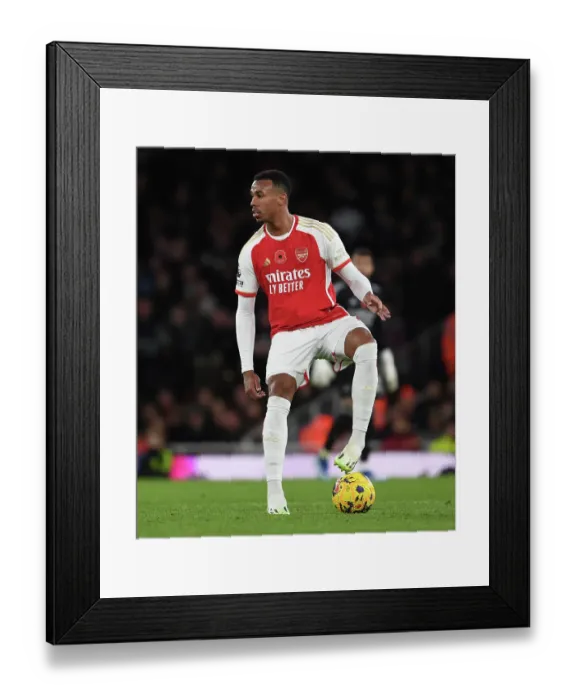 Framed Print : Gabriel Faces Off: Arsenal's Defender in Premier League Showdown (2023-24) Framed Print : Gabriel Faces Off: Arsenal's Defender in Premier League Showdown (2023-24)