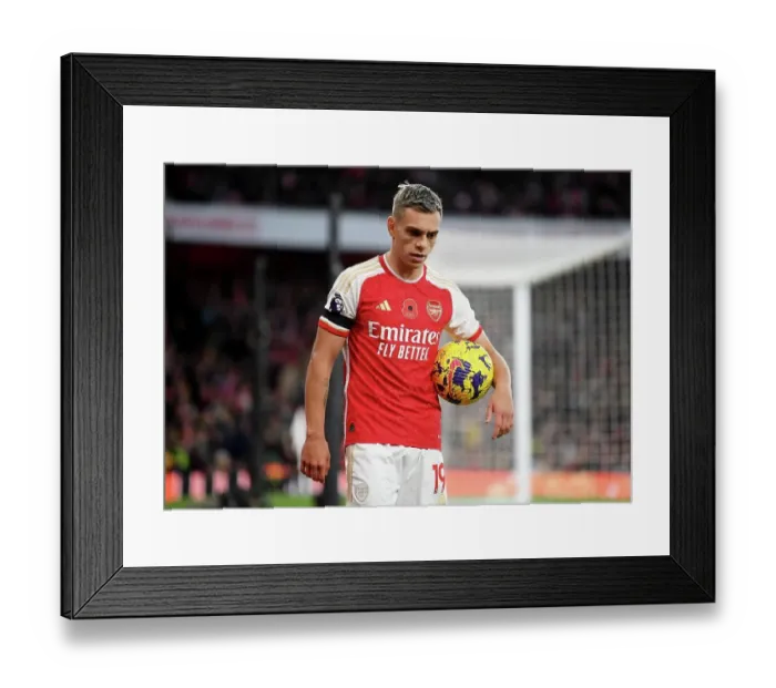 Framed Print : Arsenal vs Burnley: Trossard's Intense Focus at Emirates Stadium (Premier League 2023-24)
