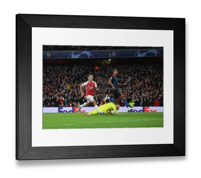 Framed Print : Arsenal Celebrate Leandro Trossard's Goal Against Sevilla in 2023-24 UEFA Champions League Framed Print : Arsenal Celebrate Leandro Trossard's Goal Against Sevilla in 2023-24 UEFA Champions League