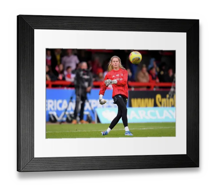 Framed Print : Arsenal Women Face Off Against Brighton & Hove Albion in Barclays Super League Showdown