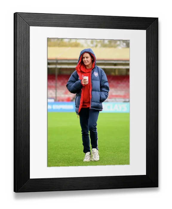 Framed Print : Arsenal Women Take on Brighton in Barclays Super League Showdown Framed Print : Arsenal Women Take on Brighton in Barclays Super League Showdown