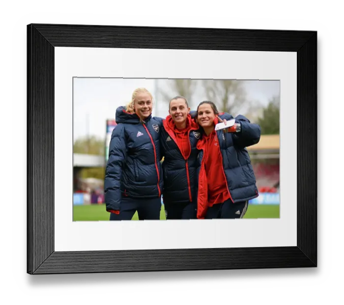 Framed Print : Arsenal Women's Squad Prepares for Match against Brighton & Hove Albion in Barclays WSL (2023-24)