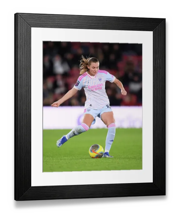 Framed Print : Arsenal Women Battle Southampton Women in Conti Cup Clash at St. Mary's Stadium (November 2023) Framed Print : Arsenal Women Battle Southampton Women in Conti Cup Clash at St. Mary's Stadium (November 2023)