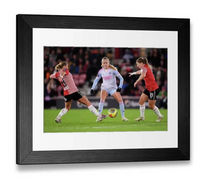 Framed Print : Intense Battle for Possession: Arsenal vs. Southampton - FA Women's Continental Tyres League Cup Clash Framed Print : Intense Battle for Possession: Arsenal vs. Southampton - FA Women's Continental Tyres League Cup Clash