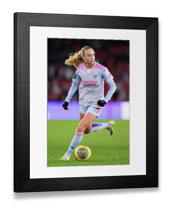 Framed Print : Arsenal Women Face Southampton in Conti Cup Showdown at St. Mary's Stadium (November 2023) Framed Print : Arsenal Women Face Southampton in Conti Cup Showdown at St. Mary's Stadium (November 2023)
