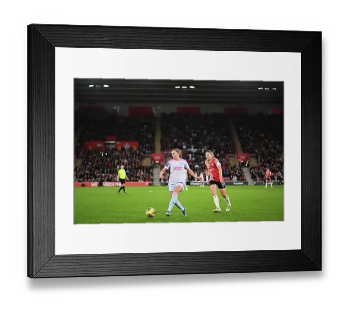 Framed Print : Arsenal Women Face Off Against Southampton: Conti Cup Showdown at St. Mary's Stadium