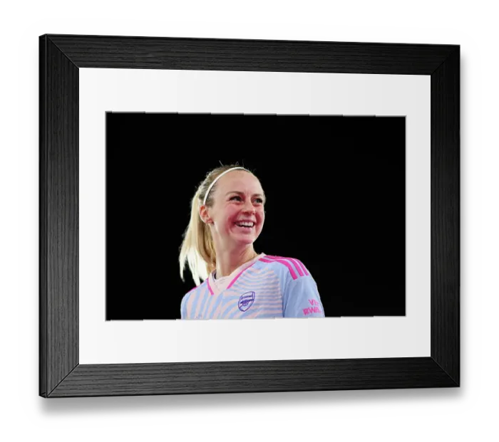 Framed Print : Arsenal Women Celebrate FA WSL Cup Triumph over Southampton