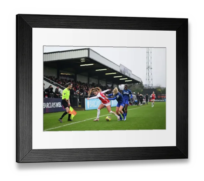 Framed Print : Arsenal vs. West Ham United: A Battle for Possession in the Barclays Women's Super League Framed Print : Arsenal vs. West Ham United: A Battle for Possession in the Barclays Women's Super League