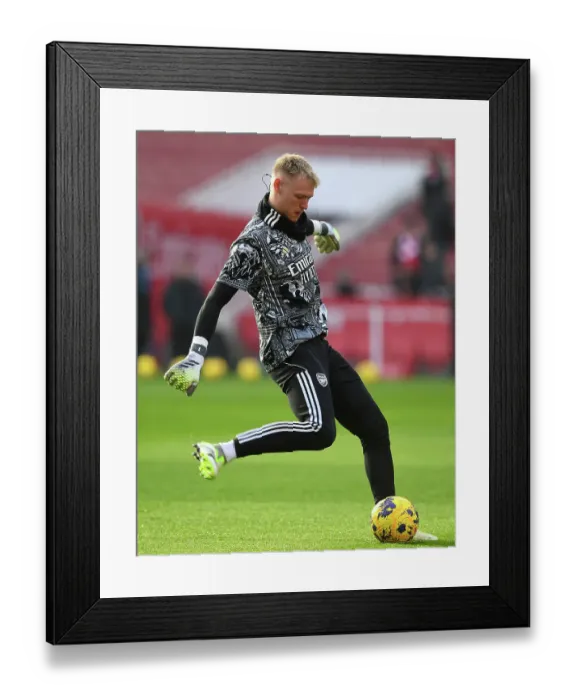 Framed Print : Arsenal's Aaron Ramsdale: Focused Pre-Match Ritual Ahead of Arsenal vs. Wolverhampton Wanderers (2023-24) Framed Print : Arsenal's Aaron Ramsdale: Focused Pre-Match Ritual Ahead of Arsenal vs. Wolverhampton Wanderers (2023-24)