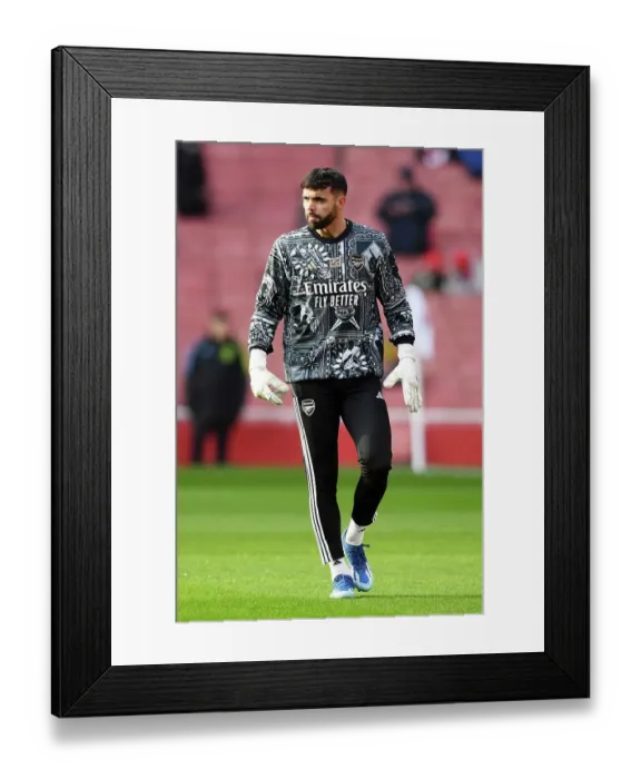 Framed Print : Arsenal FC: David Raya's Focused Warm-Up at Emirates Stadium (2023-24) Framed Print : Arsenal FC: David Raya's Focused Warm-Up at Emirates Stadium (2023-24)