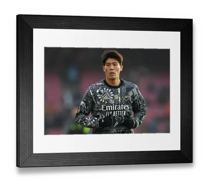 Framed Print : Arsenal's Tomiyasu Readies for Battle: Arsenal vs. Wolverhampton Wanderers, 2023-24 Premier League Framed Print : Arsenal's Tomiyasu Readies for Battle: Arsenal vs. Wolverhampton Wanderers, 2023-24 Premier League