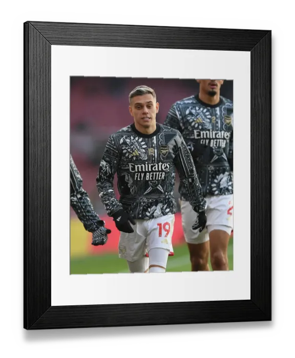 Framed Print : Arsenal's Trossard Readies for Premier League Battle against Wolverhampton Wanderers Framed Print : Arsenal's Trossard Readies for Premier League Battle against Wolverhampton Wanderers
