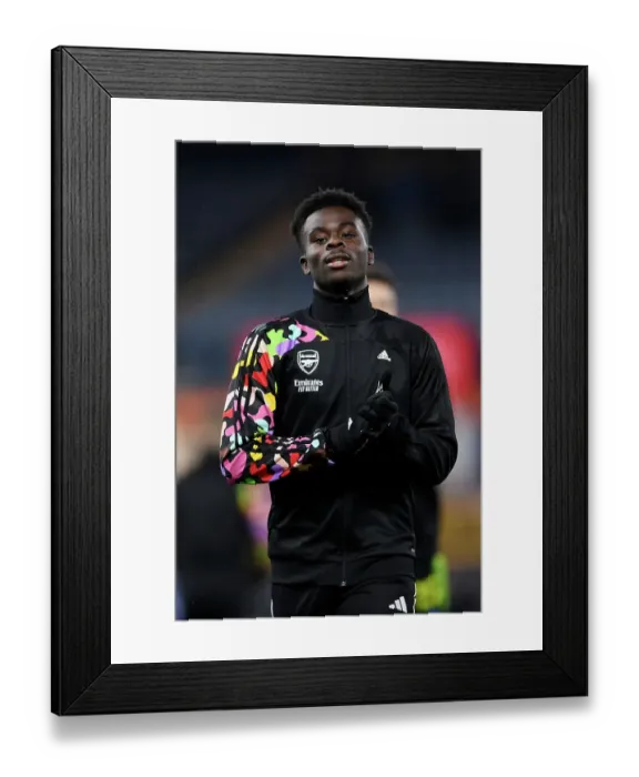 Framed Print : Arsenal's Bukayo Saka Acknowledges Fans Before Luton Town Clash (2023-24)