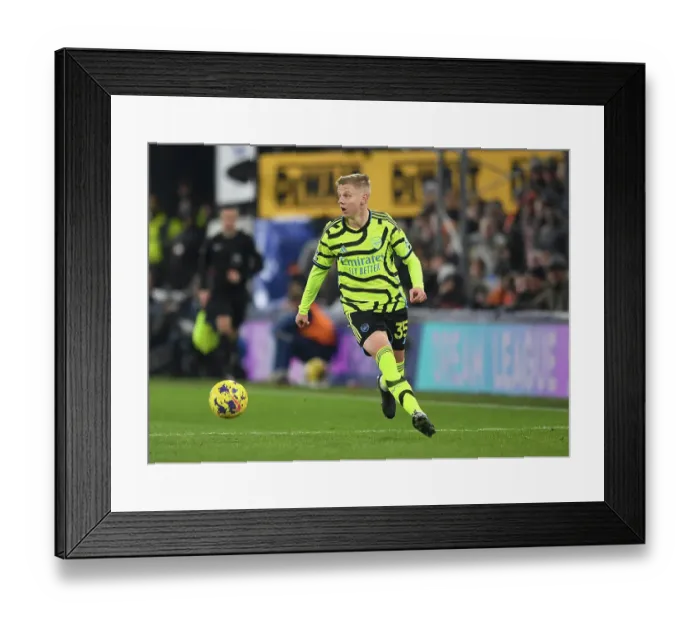 Framed Print : Arsenal's Zinchenko Shines in Luton Town Showdown (2023-24 Premier League)