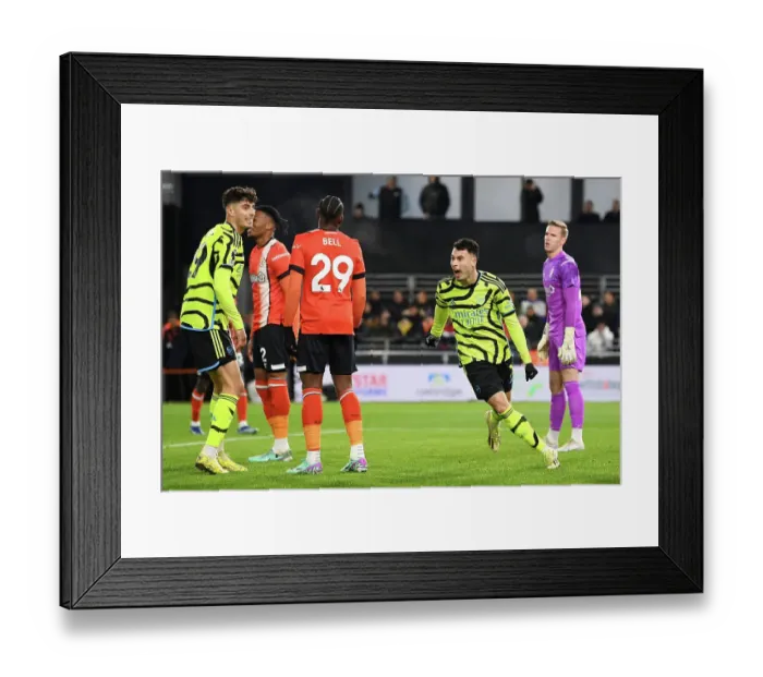 Framed Print : Martinelli's Stunner: Arsenal Tops Luton Town in Premier League Framed Print : Martinelli's Stunner: Arsenal Tops Luton Town in Premier League