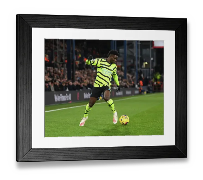 Framed Print : Bukayo Saka's Standout Display: Arsenal's Victory over Luton Town in the 2023-24 Premier League Framed Print : Bukayo Saka's Standout Display: Arsenal's Victory over Luton Town in the 2023-24 Premier League