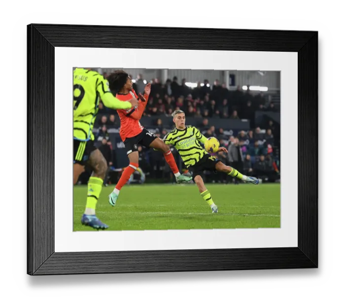 Framed Print : Arsenal's Trossard Shines in Luton Town Showdown (Premier League 2023-24) Framed Print : Arsenal's Trossard Shines in Luton Town Showdown (Premier League 2023-24)
