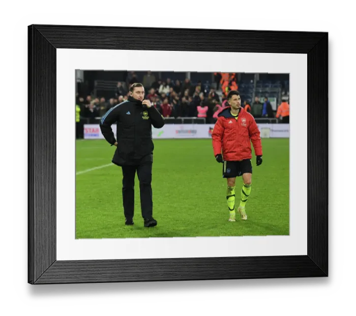 Framed Print : Gabriel Martinelli's Reaction: Luton Town vs. Arsenal FC, Premier League 2023-24