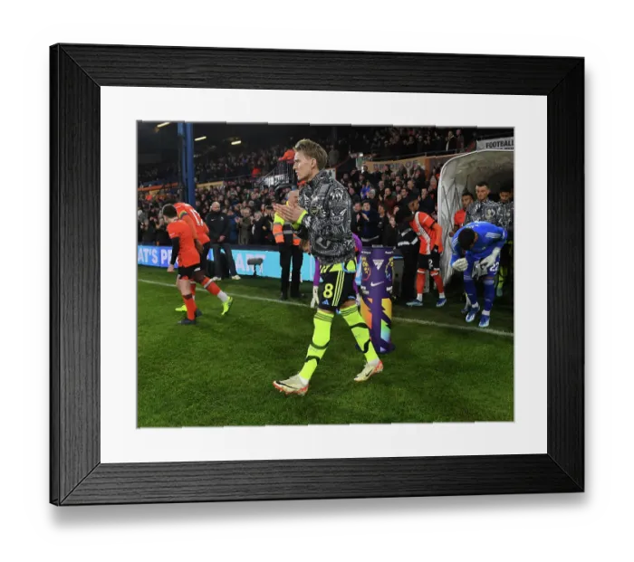 Framed Print : Arsenal's Martin Odegaard Leads Team Out against Luton Town in Premier League (2023-24) Framed Print : Arsenal's Martin Odegaard Leads Team Out against Luton Town in Premier League (2023-24)