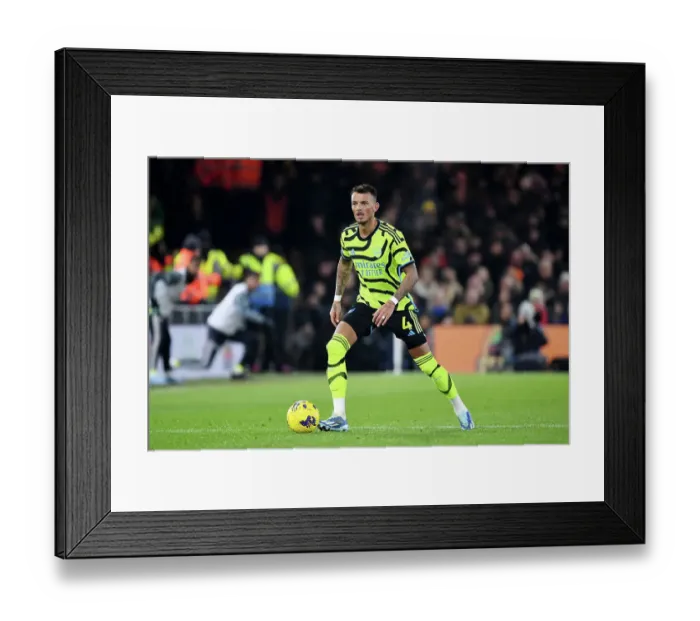 Framed Print : Arsenal's Ben White in Action: Luton Town vs Arsenal, Premier League 2023-24 Framed Print : Arsenal's Ben White in Action: Luton Town vs Arsenal, Premier League 2023-24