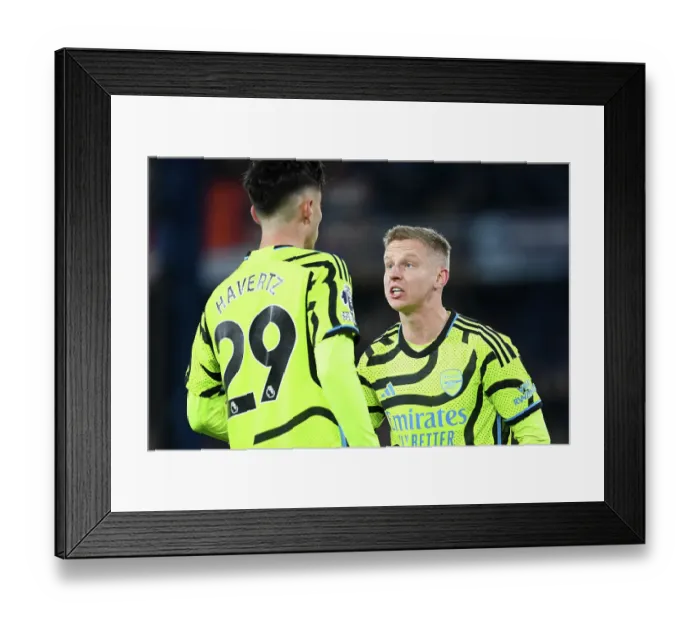 Framed Print : Arsenal's Zinchenko and Havertz in Deep Conversation during Luton Town Match, 2023-24 Premier League Framed Print : Arsenal's Zinchenko and Havertz in Deep Conversation during Luton Town Match, 2023-24 Premier League