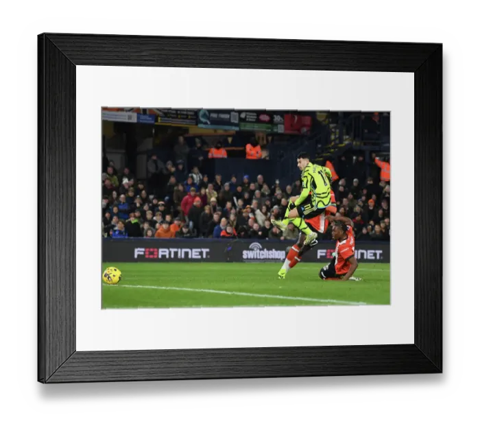 Framed Print : Gabriel Martinelli Scores First Arsenal Goal of 2023-24 Season: Luton Town vs. Arsenal FC