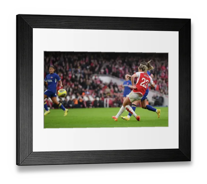 Framed Print : Alessia Russo's Hat-Trick: Arsenal Women Triumph Over Chelsea in Super League Showdown